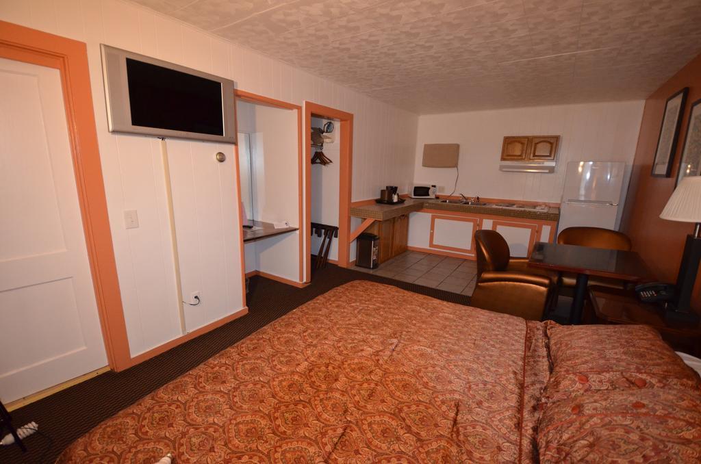 Williamstown Motel Bagian luar foto