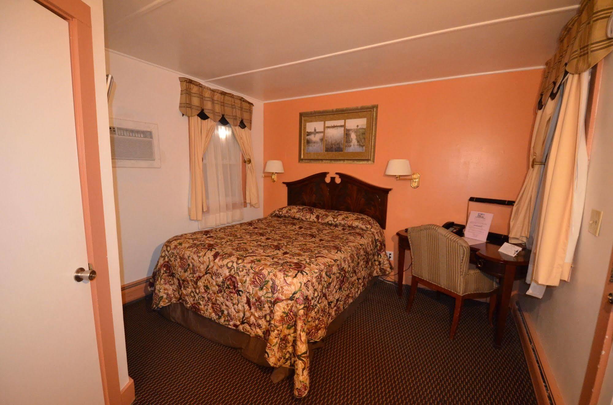 Williamstown Motel Bagian luar foto