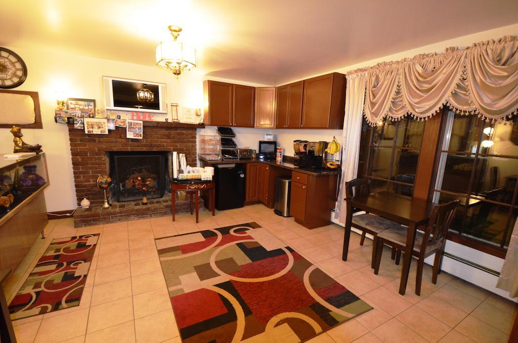 Williamstown Motel Bagian luar foto